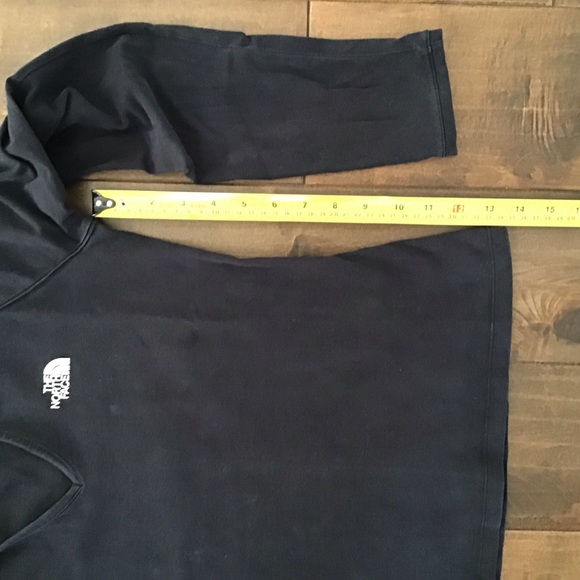 The North Face black long sleeve w/hood - size M/L - Picture 4 of 9